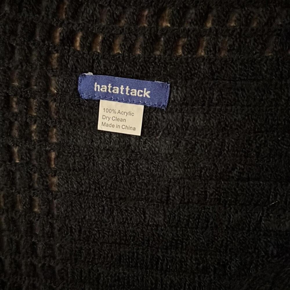 Hatattack black chenille feel solid & open weave … - image 8